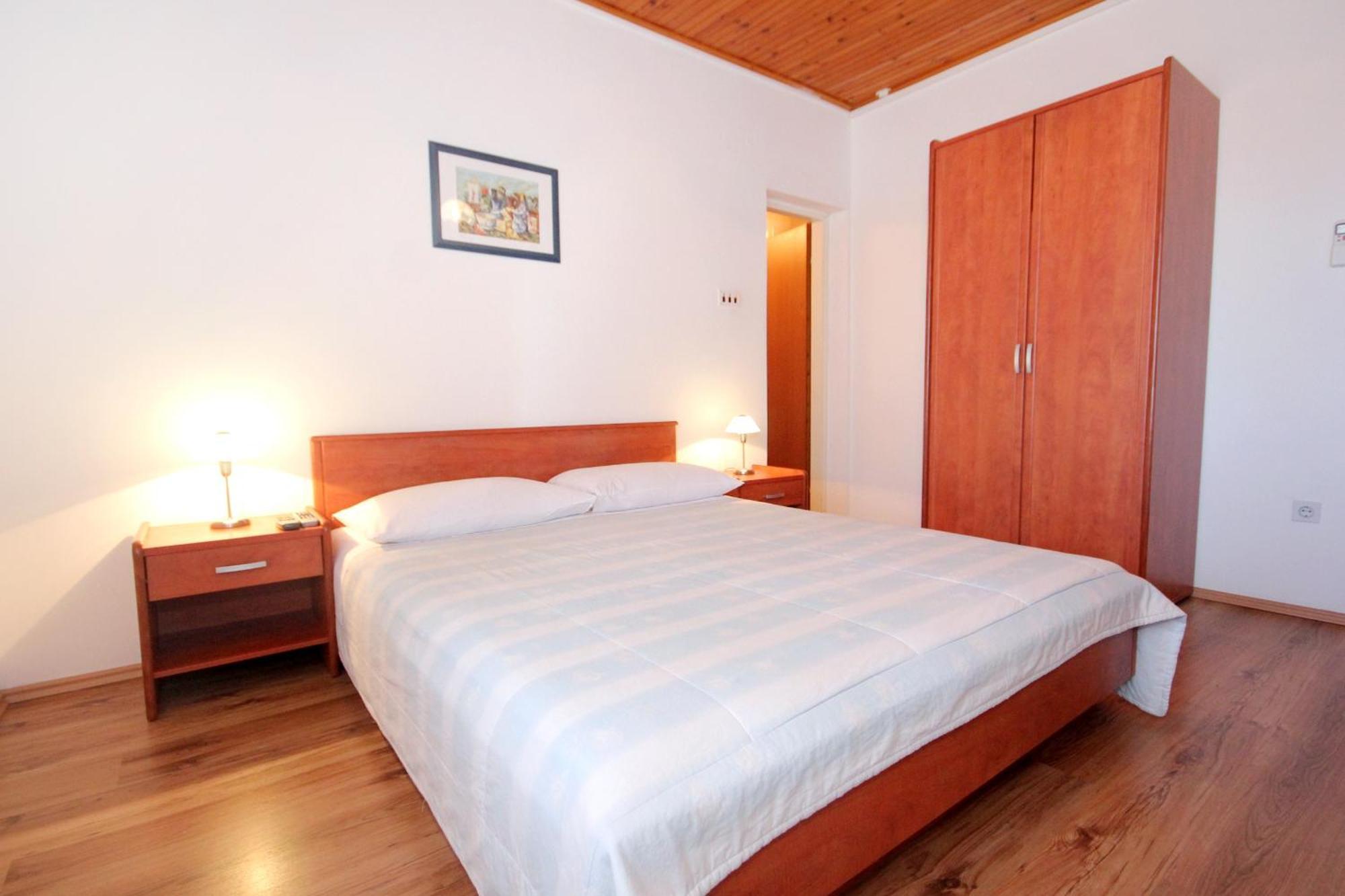 Apartments And Rooms By The Sea Mandre, Pag - 3557 Kolan Pokój zdjęcie
